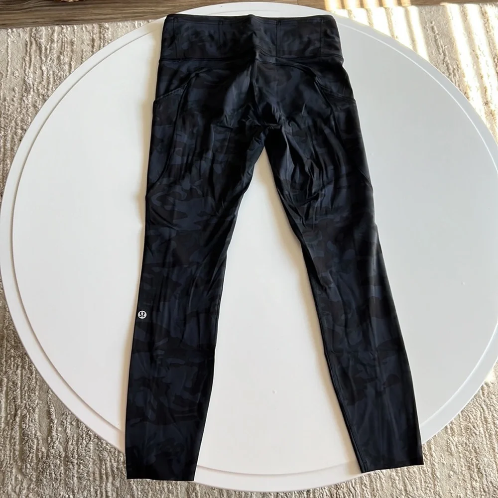 Lululemon Fast and Free 25” - Picture 2 of 3